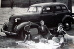 Chevrolet Parts -  1938 4-DOOR FAMILY PICNIC B&W PHOTO
