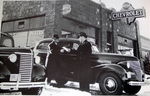 1939 CHEVROLET DEALERSHIP B&W PHOTO